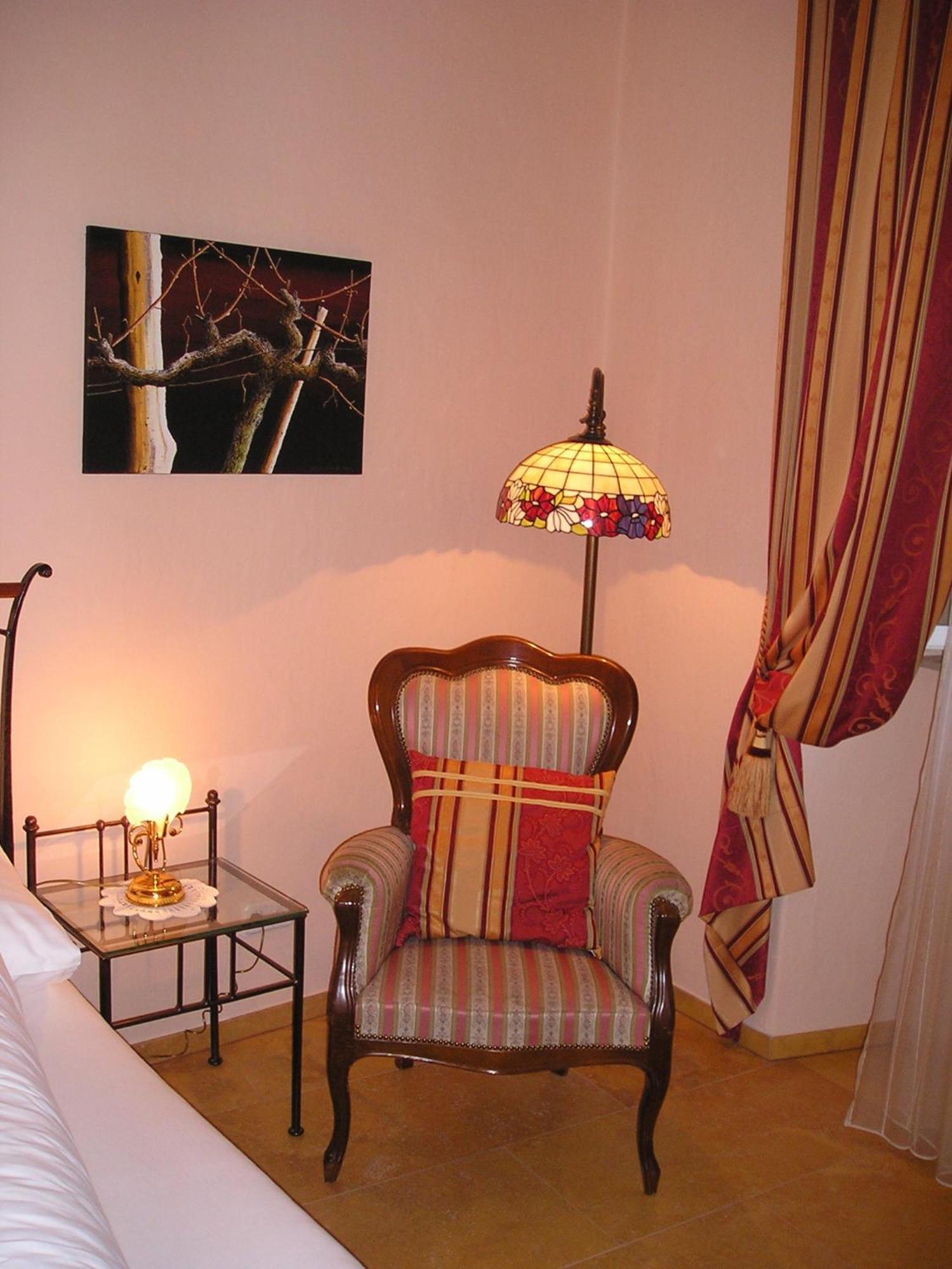 Boutique Hotel Ur-Wachau Вайсенкирхен ин дер Вахау Стая снимка