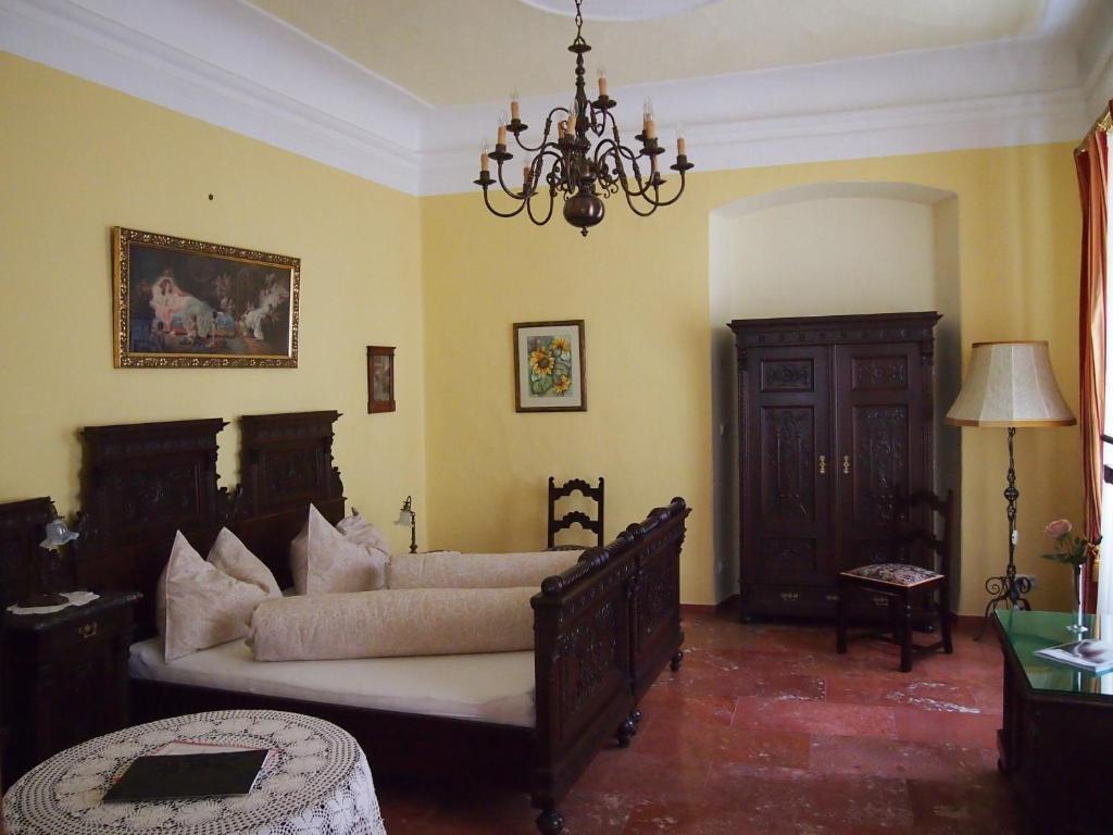 Boutique Hotel Ur-Wachau Вайсенкирхен ин дер Вахау Стая снимка