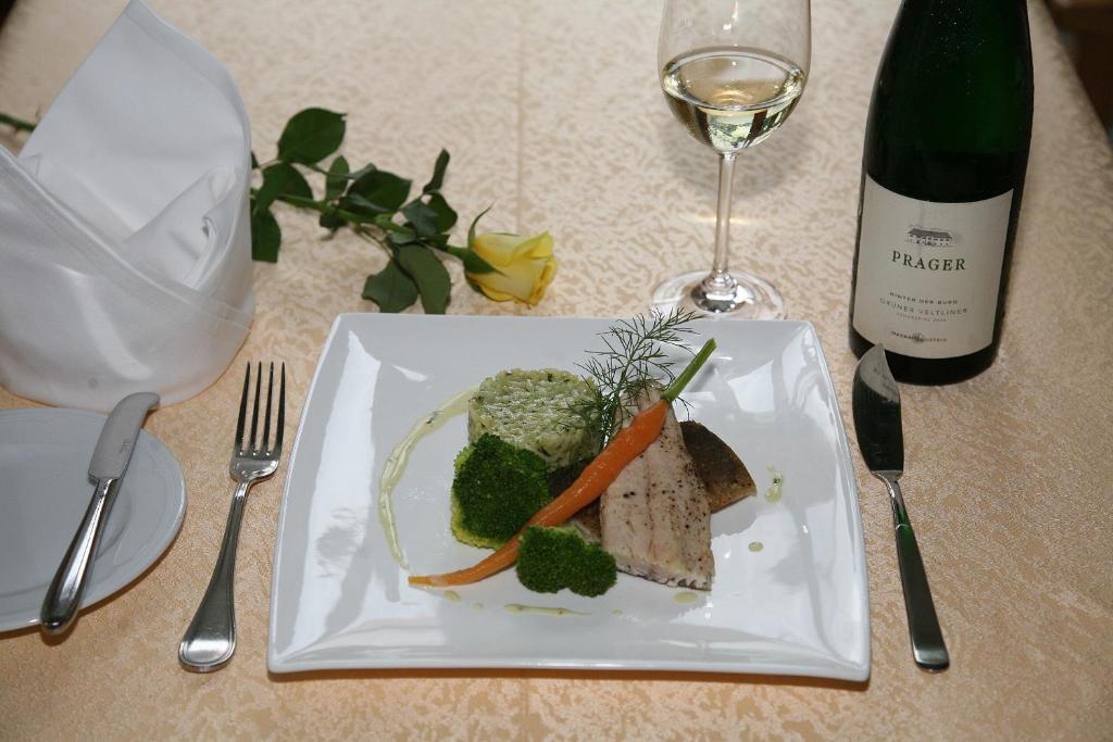 Boutique Hotel Ur-Wachau Вайсенкирхен ин дер Вахау Екстериор снимка