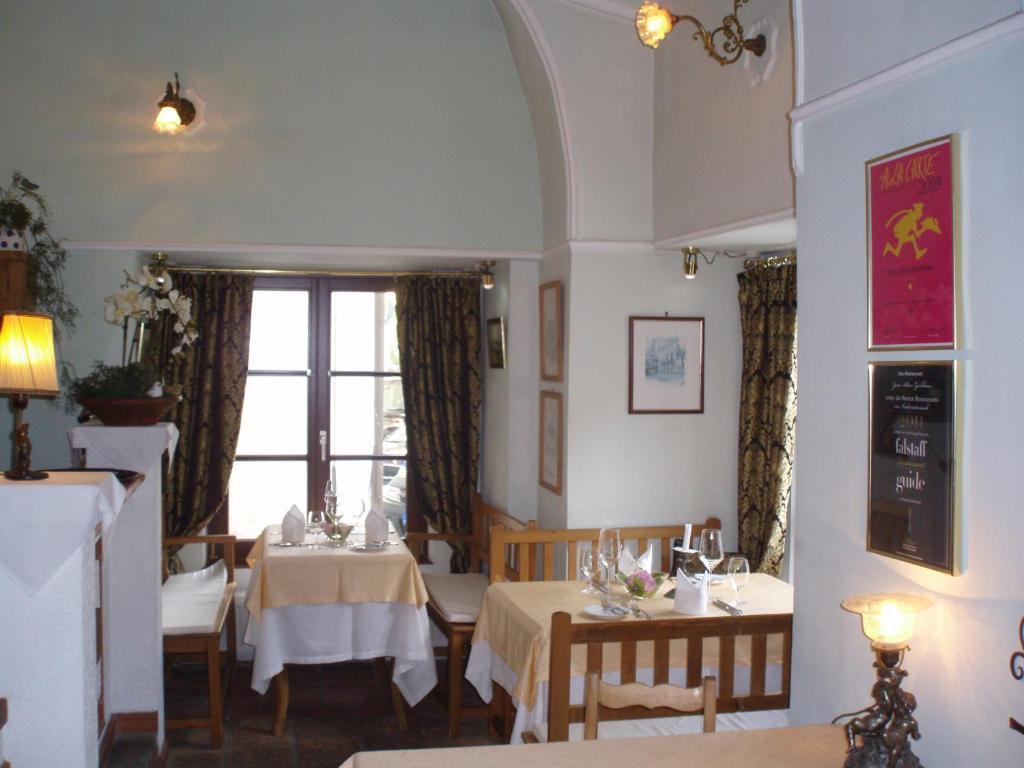 Boutique Hotel Ur-Wachau Вайсенкирхен ин дер Вахау Екстериор снимка
